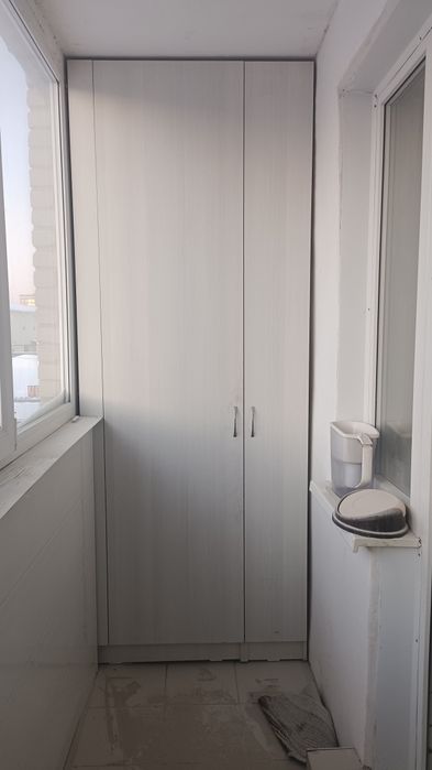 Продам два шкафа