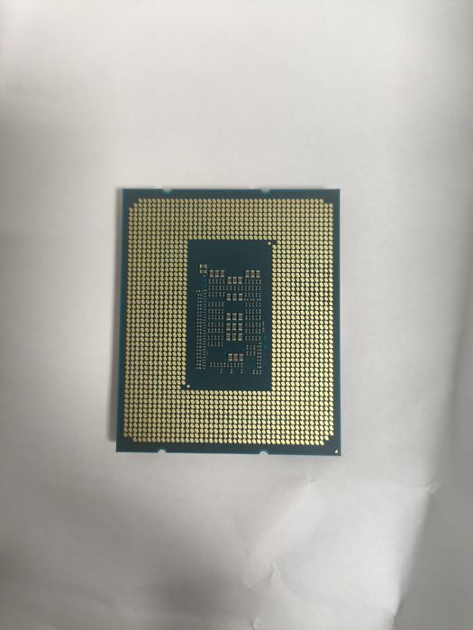 Intel Core i5-12400