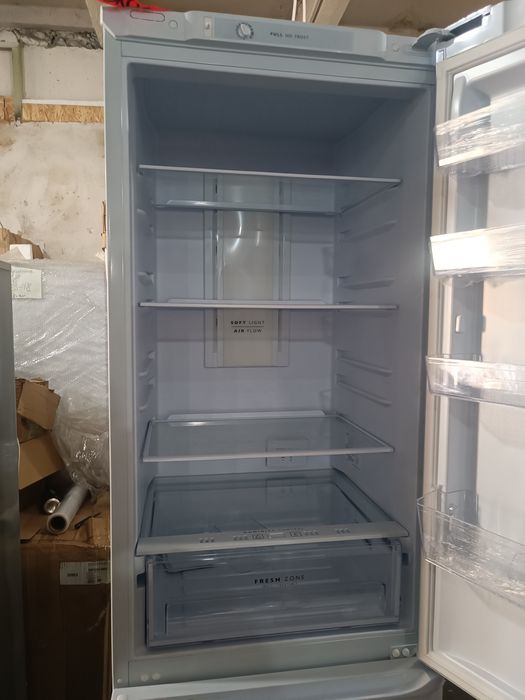 Холодильник Бирюса