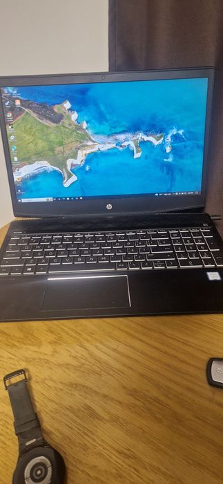 Vând laptop gaming Hp pavilion