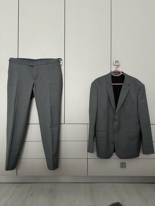 Costum de ocazie