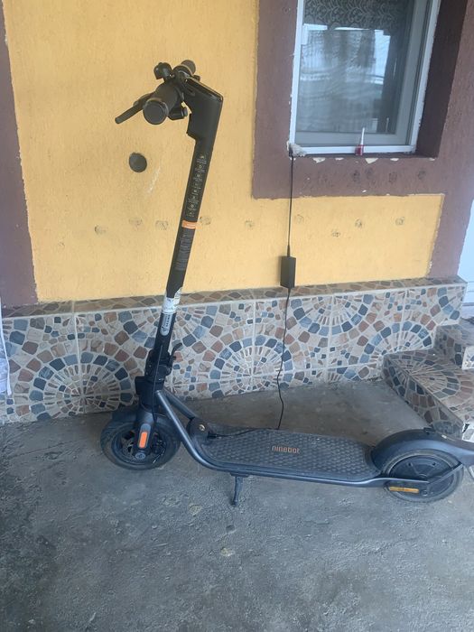 Ninebot f2 pro stare buna
