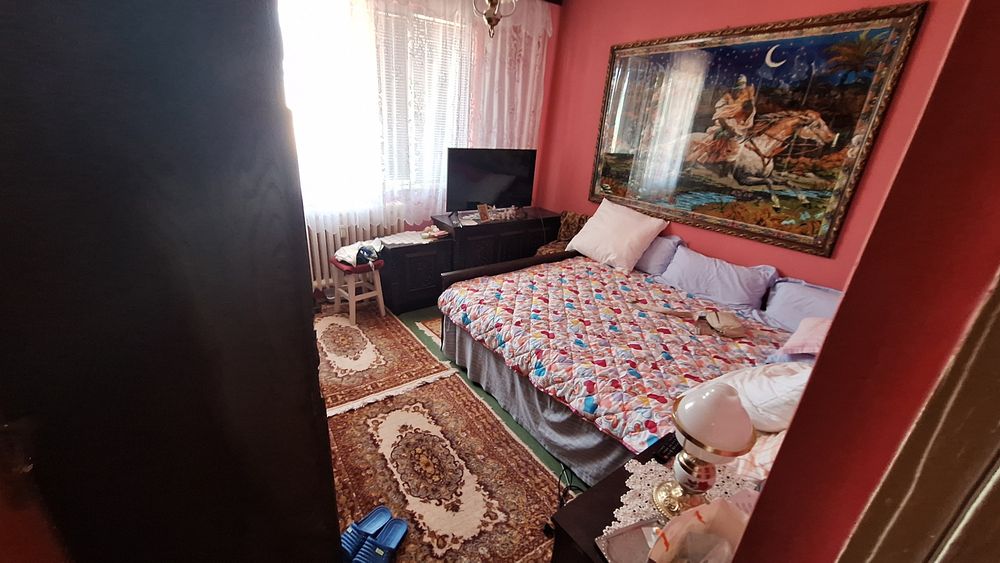 Vând apartament 3 camere zona Titan Auchan