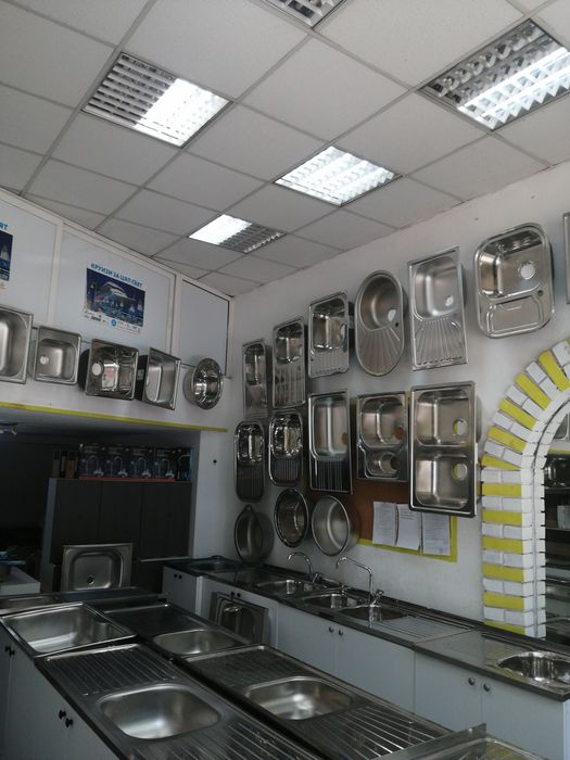 Нов кухненски шкаф с мивка бордова 80/50 за кухня