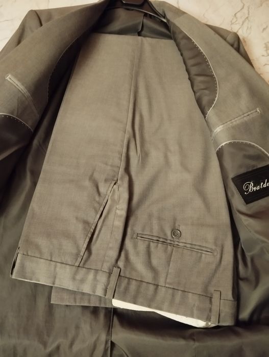 Продается Мужской Костюм