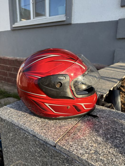 Продаю мото шлем