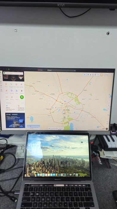 Монитор для работы