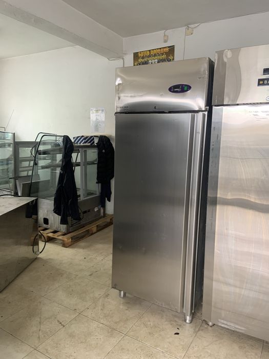 Професионален хладилен шкаф /+1 до +3 градуса/