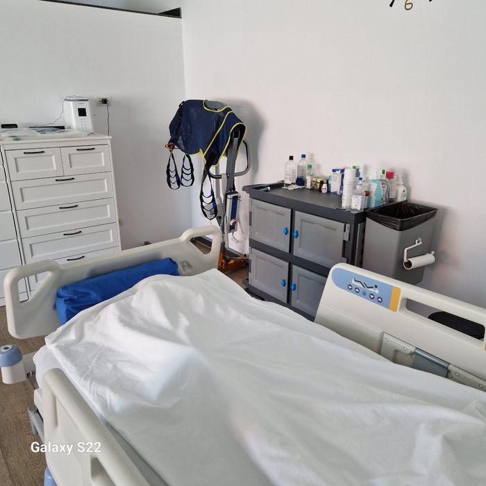 Ingrijire la domiciliu persoana imobilizata la pat