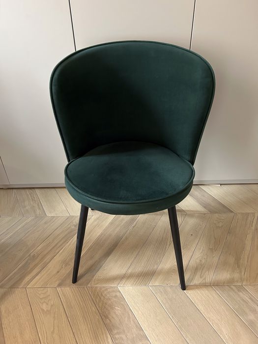 Set 2 scaune Jysk model Risskov catifea verde si scaun Mobexpert