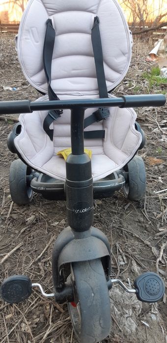 Tricicleta cu pedale