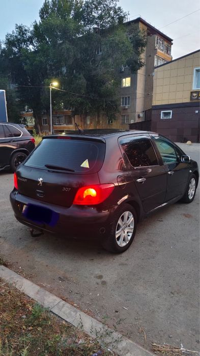 Продам машину Пижо 307