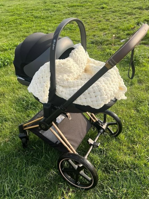 Продам автолюльку Cybex priam platinum