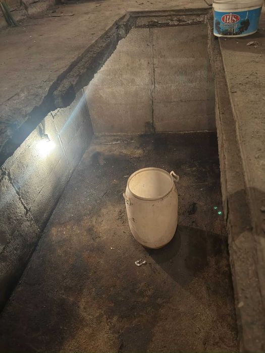 Продава ГАРАЖ на две нива, ПАРКОМЯСТО, гр. Велико Търново