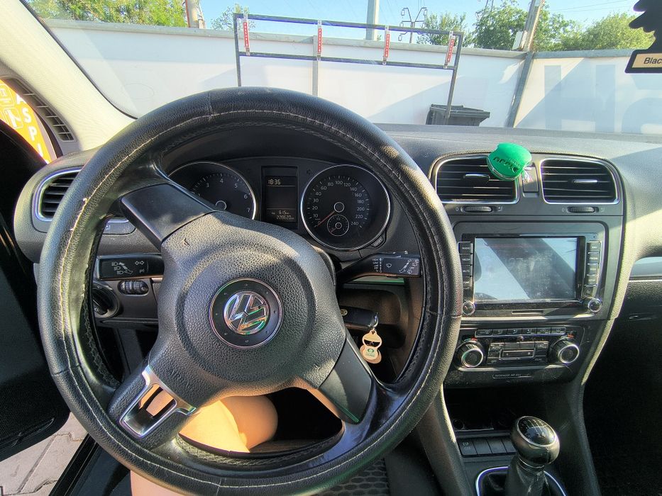 VOLKSWAGEN Golf 2009 — imagine 4