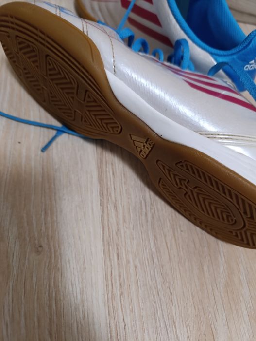 Маратонки Adidas номер 38 2/3