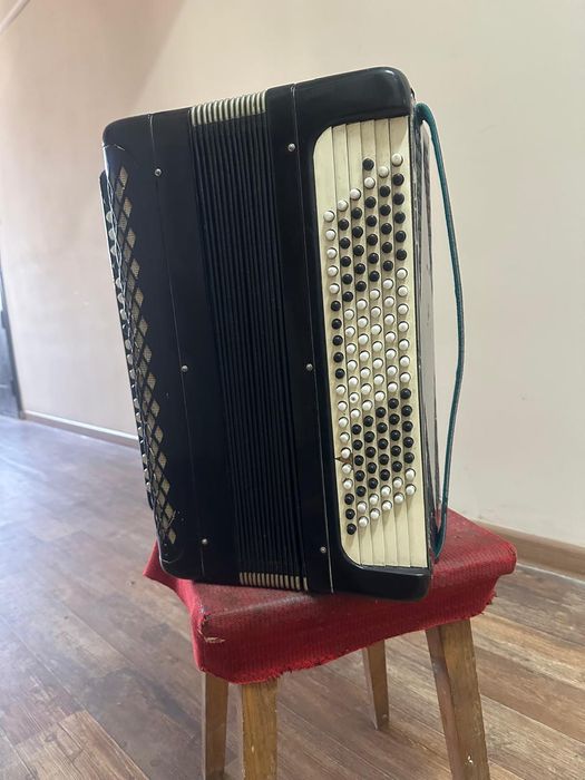 Продаю Баян Тульский