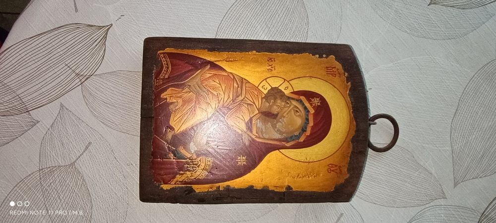 Антична икона от манастира в Атон