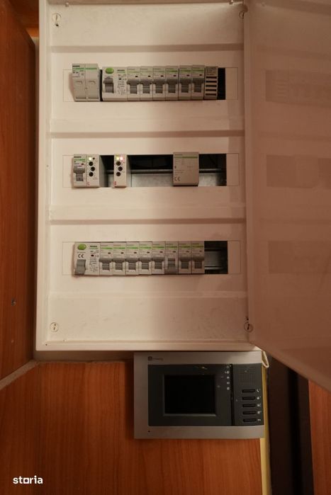 Apartament 4 camere stradal Calea Victoriei, 2 min metrou Victoriei