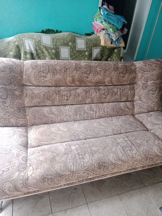 Продам диван книжка