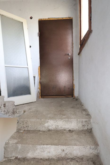 Давам под наем етаж къща 4 стаен 115кв м.