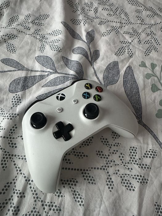 Xbox controller безжичен