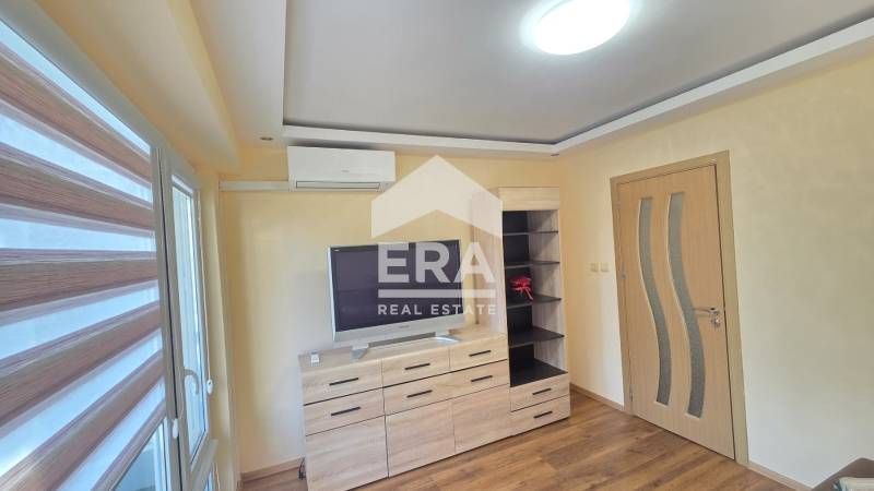 ЕКСКЛУЗИВНО!Тристаен апартамент под наем в кв.Трошево , град Варна.