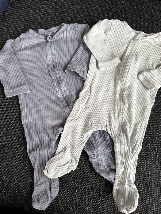 Бебешки дрешки и пижами