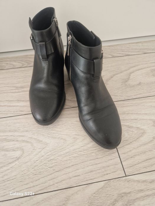 Ghetute din piele 36 michael kors