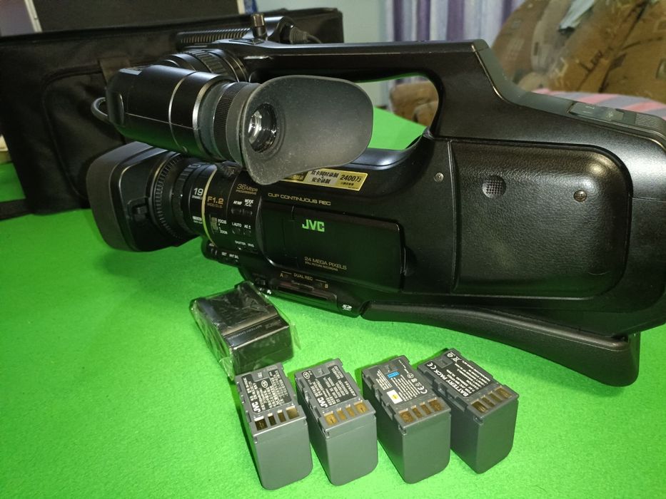 видео камера  JVC JY hm 95 сатылады алматыда
