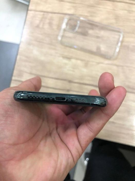 iPhone 11 pro dual ZAA