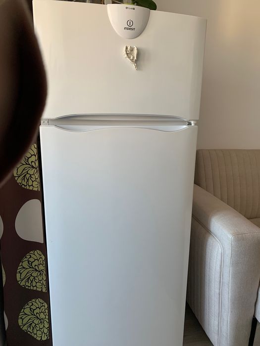 Frigider Indesit