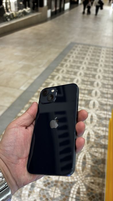 Айфон 13 128гб.