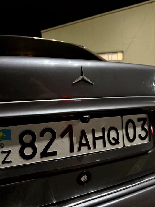 продам машину Mercedes 210