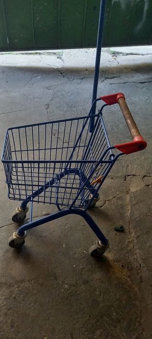 Продам корзины б/у