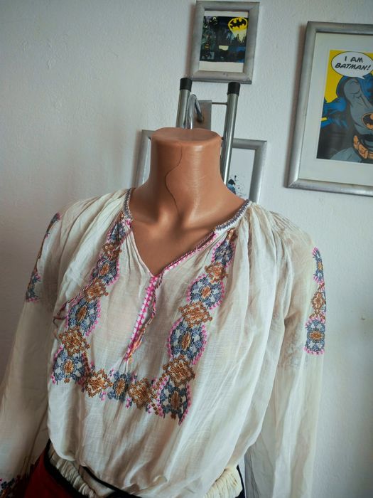 Costum popular Zona Banat peste 100 ani