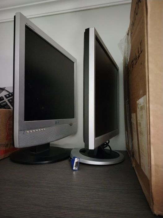 СРОЧНО Продам мониторы