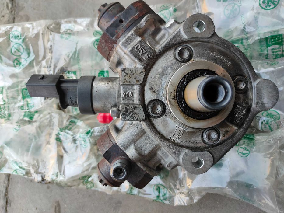 Помпа , дюзи , рейл BMW N57D30 258