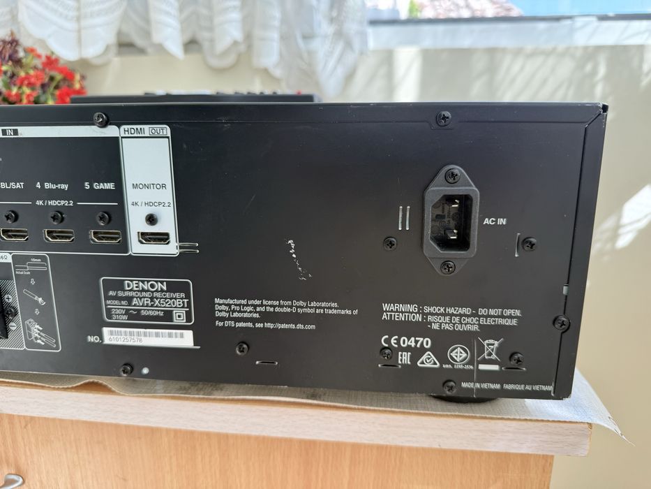 Denon AVR-X520BT Bluetooth