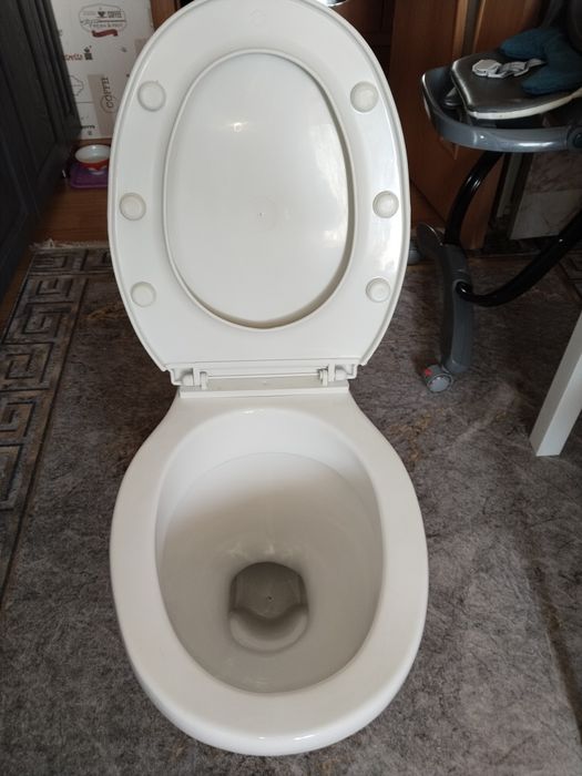 Продам унитаз б/у