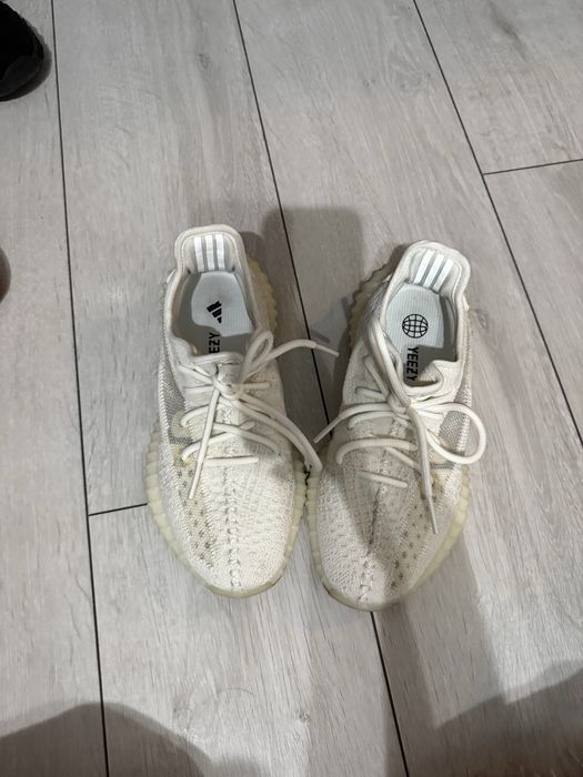 Yezzy  350  v2  ca nou