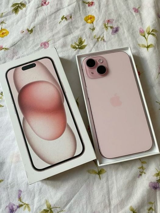 iPhone 15 Pink nou de vânzare