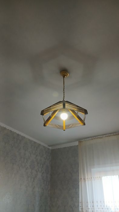 Люстра однорожковая