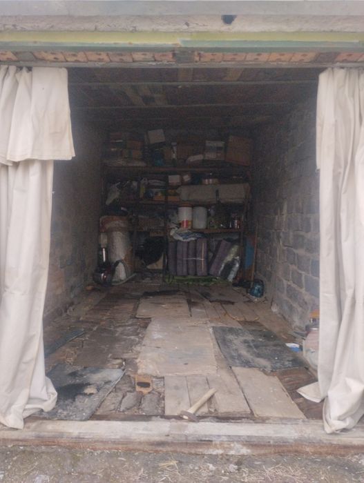 Срочно! Продам гараж возле Рандеву