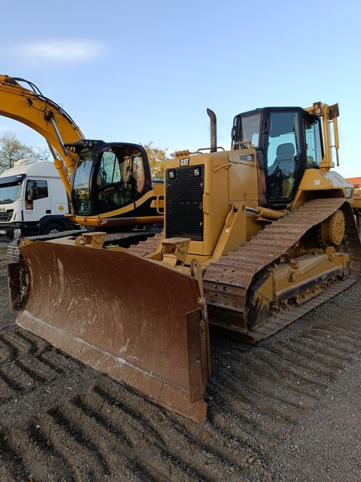 Inchiriez  buldozer cu scarificator și GPS