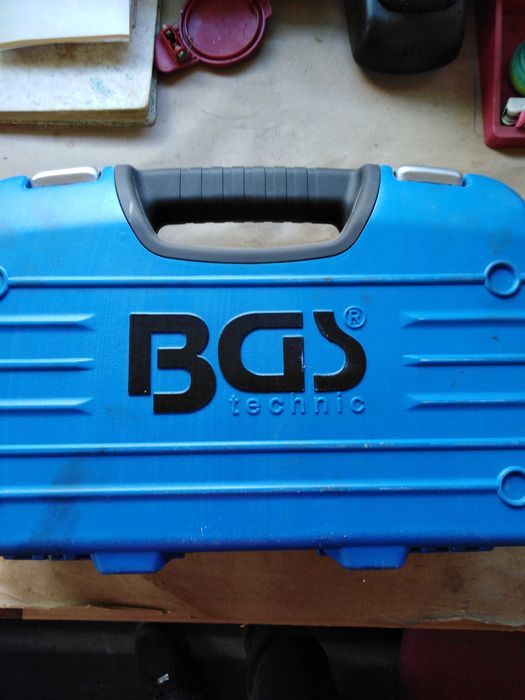 стартеpно/зарядно ДЕКА