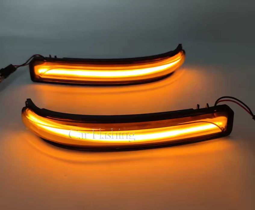 Динамични бягащи мигачи за огледалата за Мерцедес Mercedes W169 W245