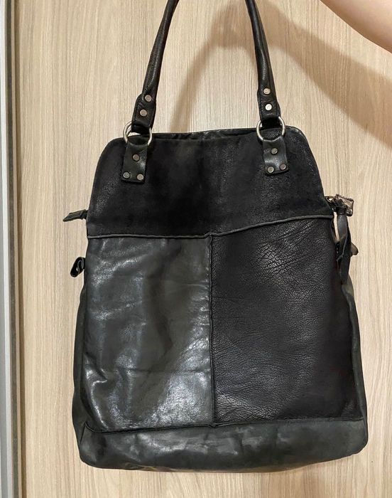 Дамска черна чанта Patra Mara от естествена кожа