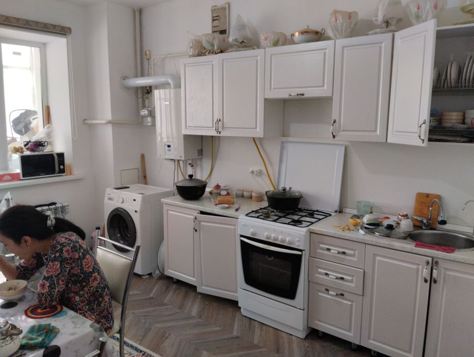 Махамбеттен 2 ші 60үйдің 1 этажынан 3 бөлмелі үй сатылат - Widok 2