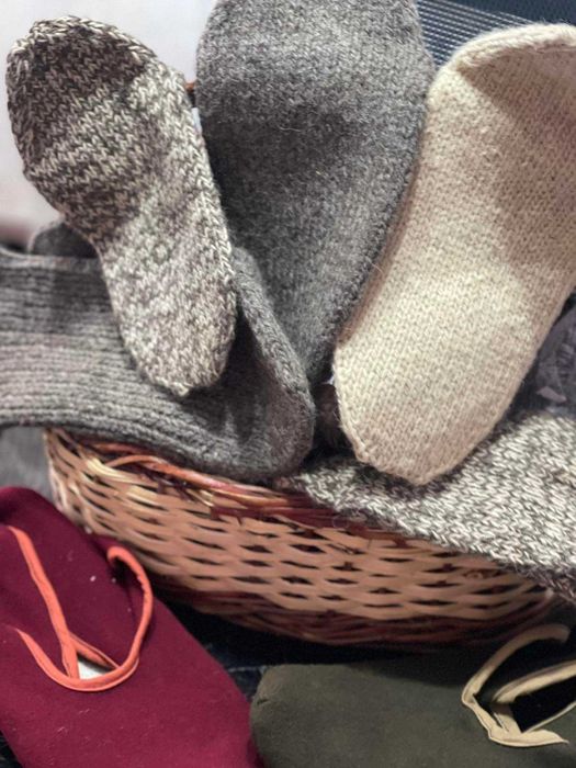 Ръчно изплетени вълнени чорапи